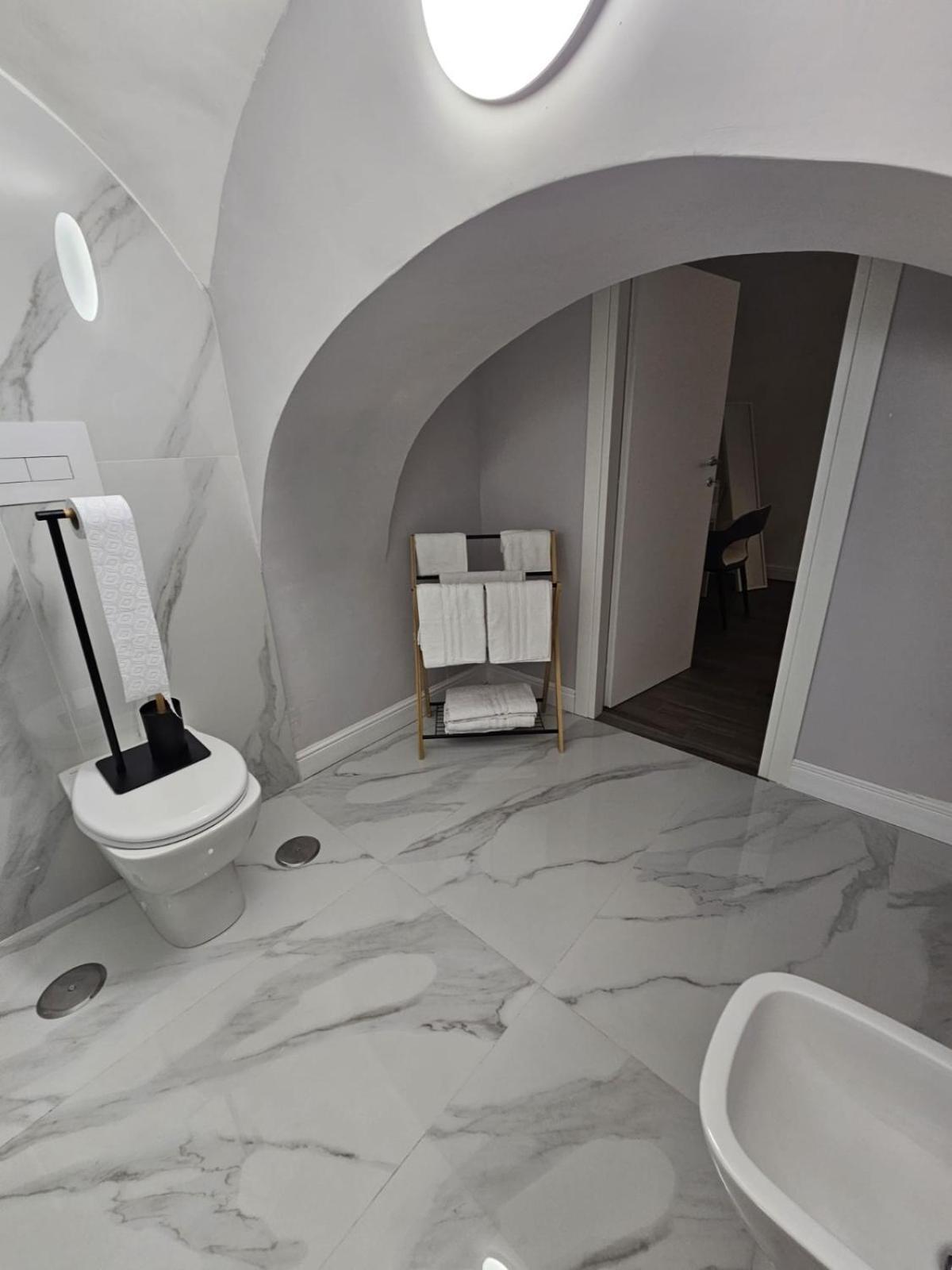 Bed and Breakfast Napoli The Charme Esterno foto
