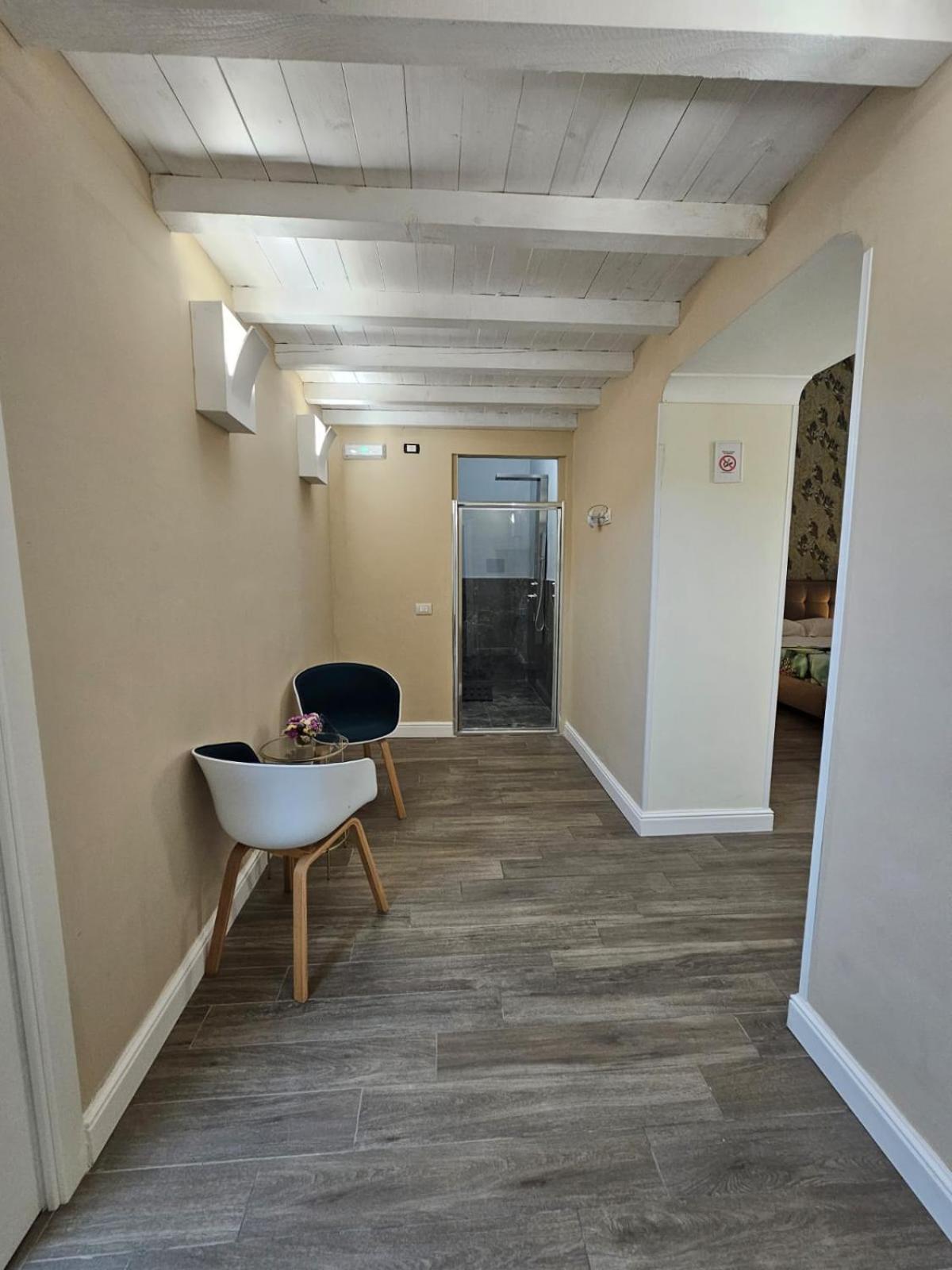 Bed and Breakfast Napoli The Charme Esterno foto